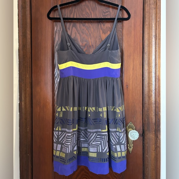 Eye-catching Vintage Marciano Colour-block Dress - Picture 2 of 4